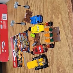 Lego Juniors Thunder Hollow Crazy 8 Race